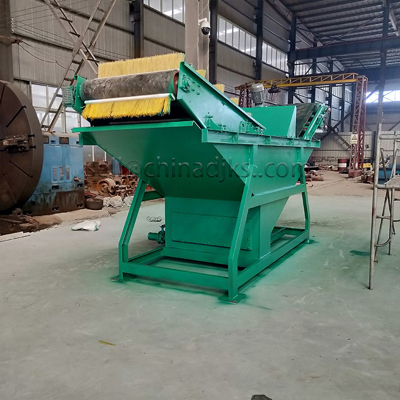 50-150t/h 고체폐기물 분리기 시트 새로운 유형의 물 분리